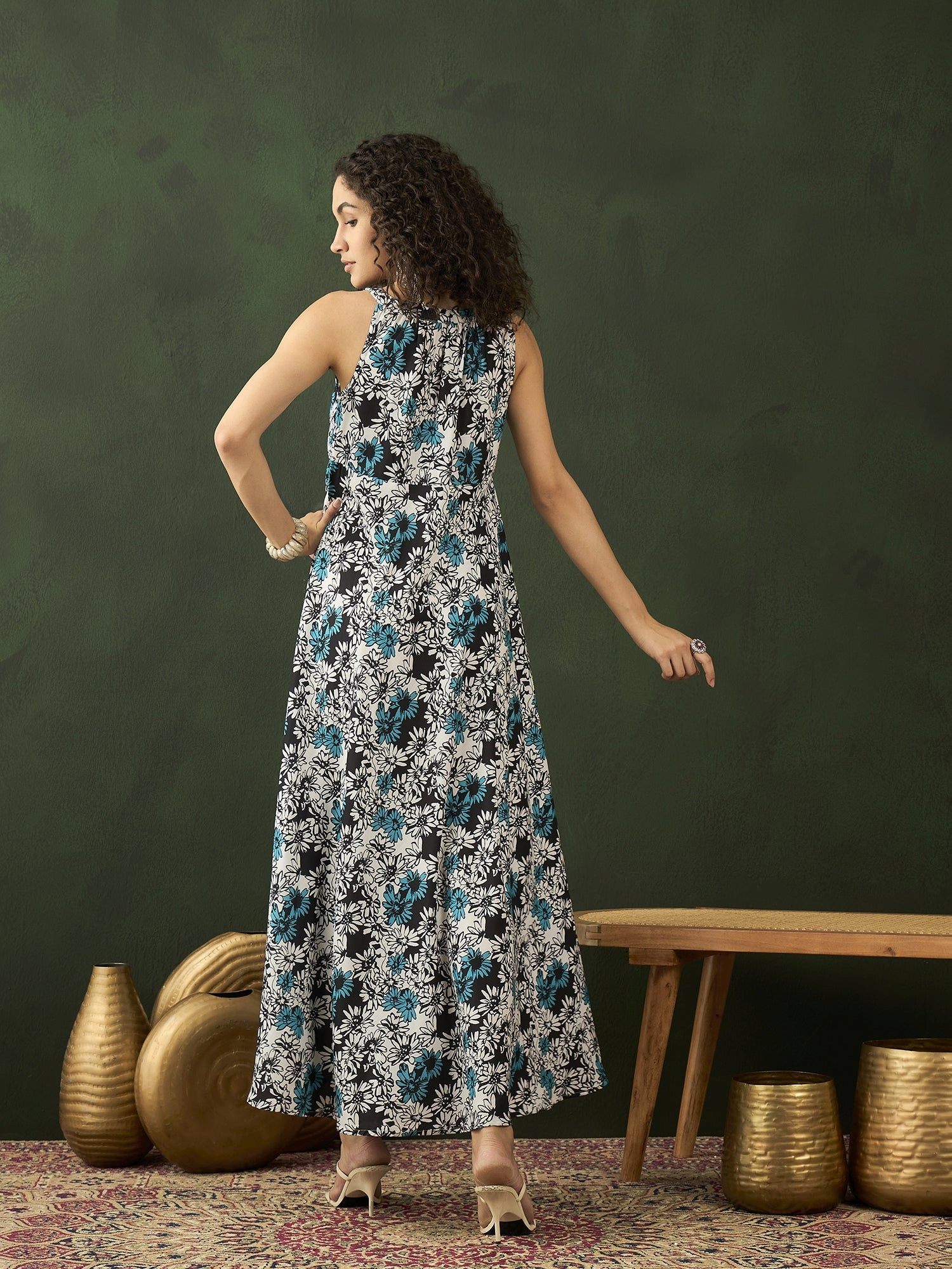 Blue & White Floral Print Maxi Dress - Elganza