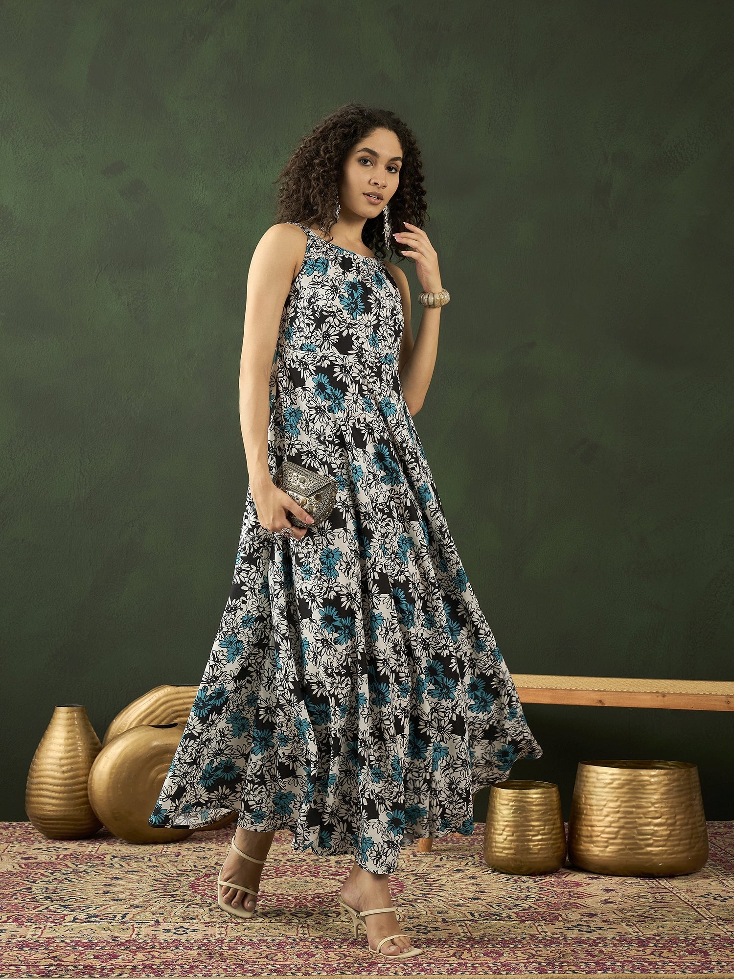 Blue & White Floral Print Maxi Dress - Elganza