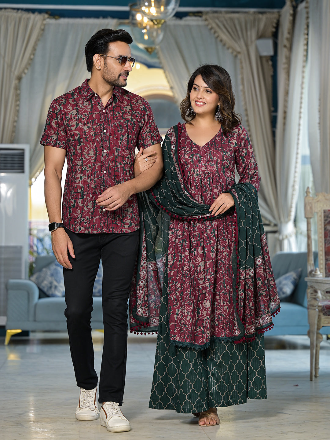 Maroon floral print Couple Combo Set - Elganza