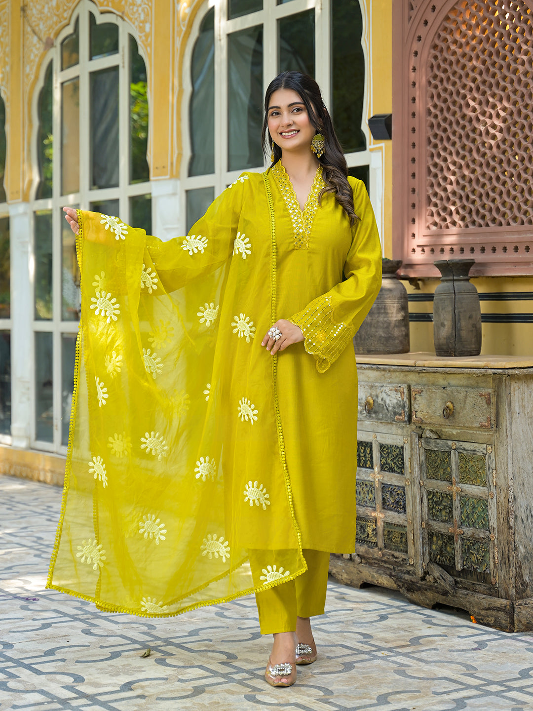 Lime Green Embroidered Pakistani Kurta Set With Embroidered Dupatta - Elganza