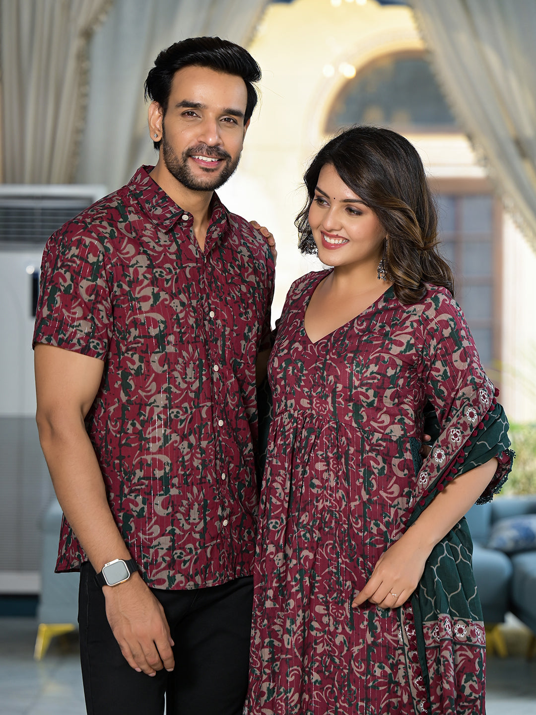 Maroon floral print Couple Combo Set - Elganza