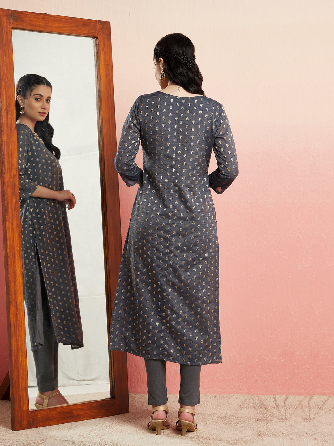 Grey Embellished Straight Kurta - Elganza