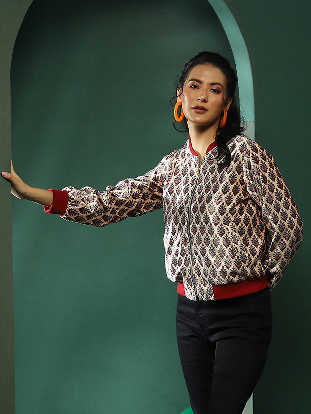 Cream Floral Print Jacket - Elganza