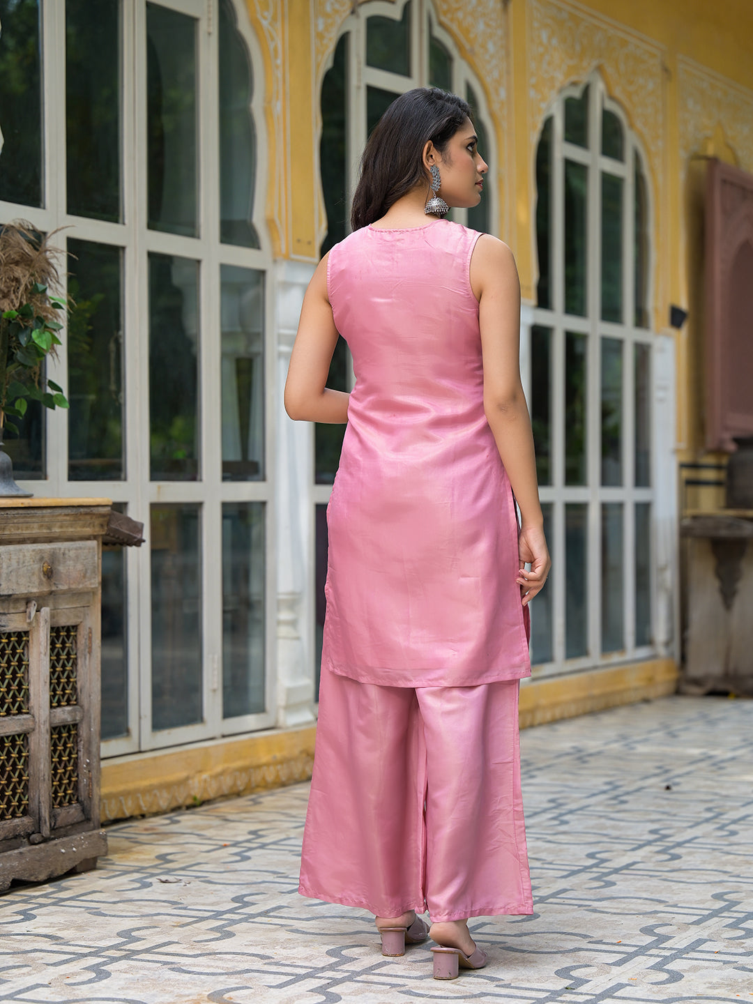 Blush Pink Sleevessless Kurta Sharara With Organza Sequinned Dupatta - Elganza