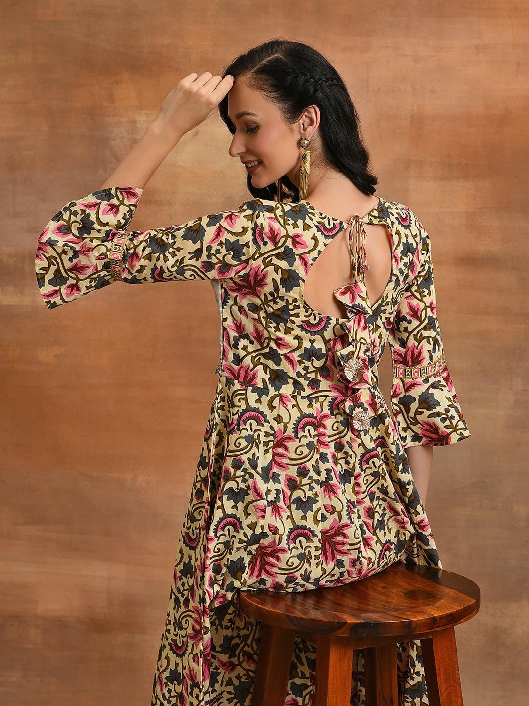 Cream Floral Print Anarkali - Elganza