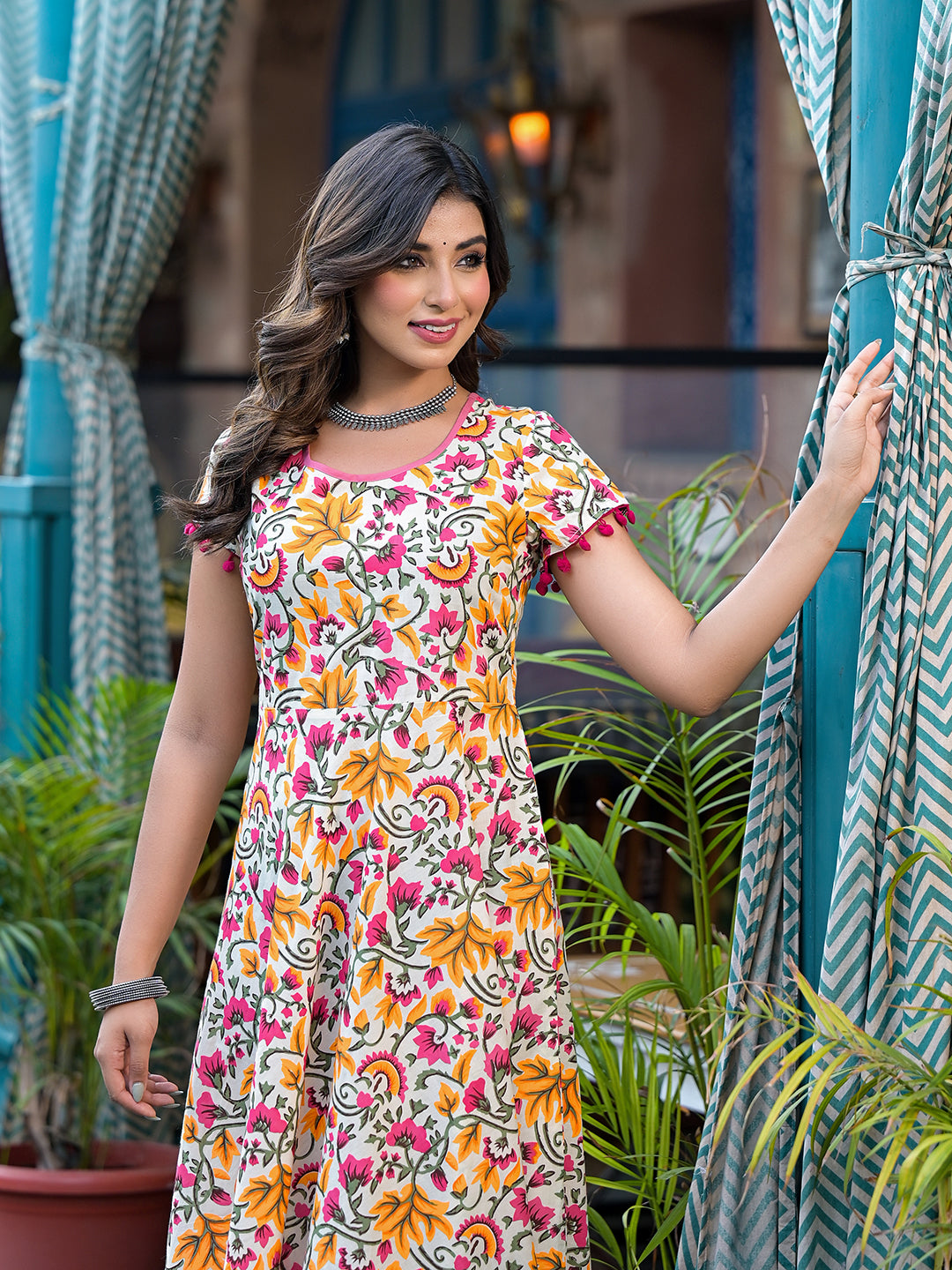 Cream Floral Print Maxi Dress - Elganza