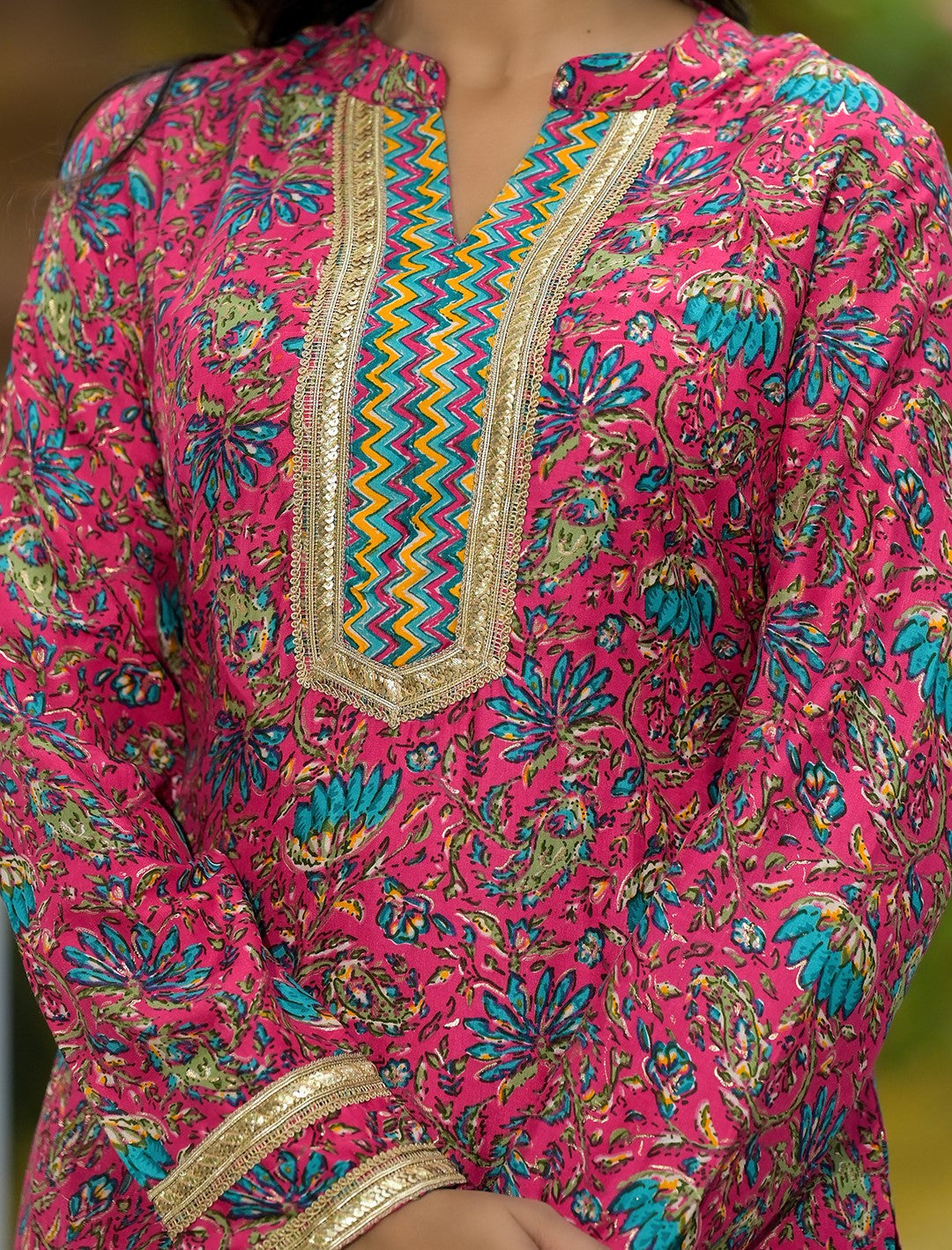 Magenta Silk Gold Foil Printed Suit Set - Elganza