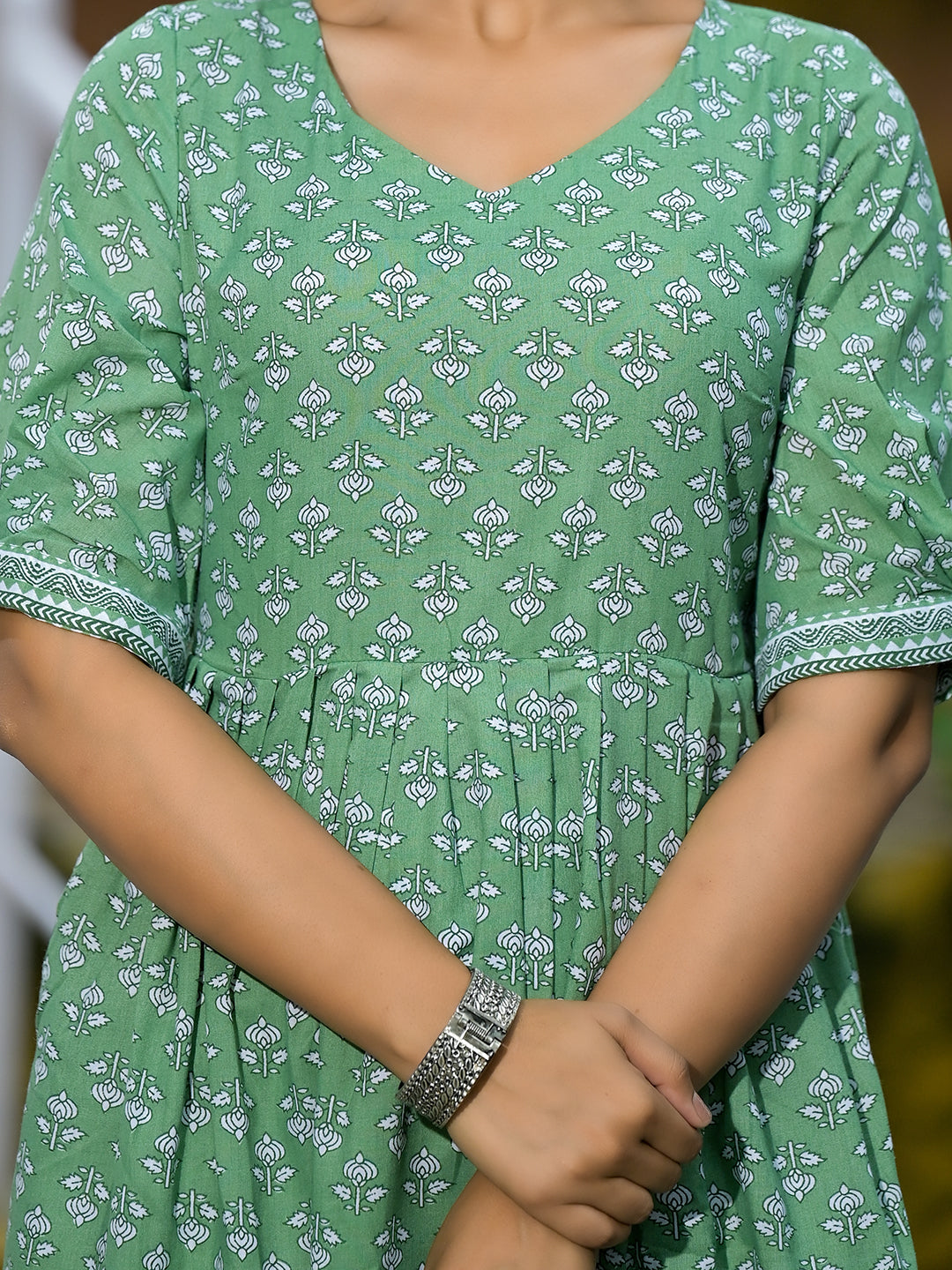 Mint Green A-Line Nyra Kurta pant Suit Set with Dupatta - Elganza