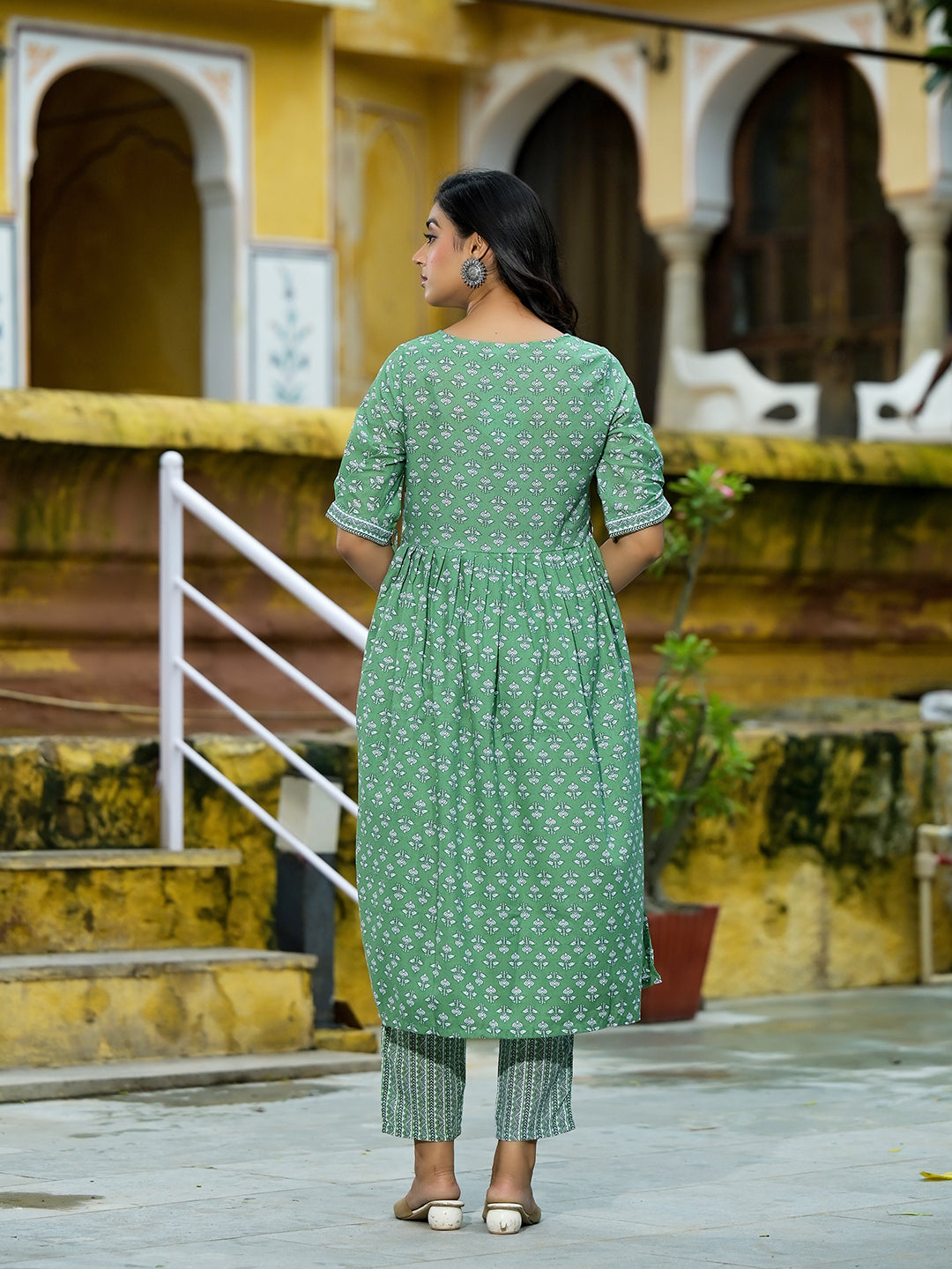 Mint Green A-Line Nyra Kurta pant Suit Set with Dupatta - Elganza