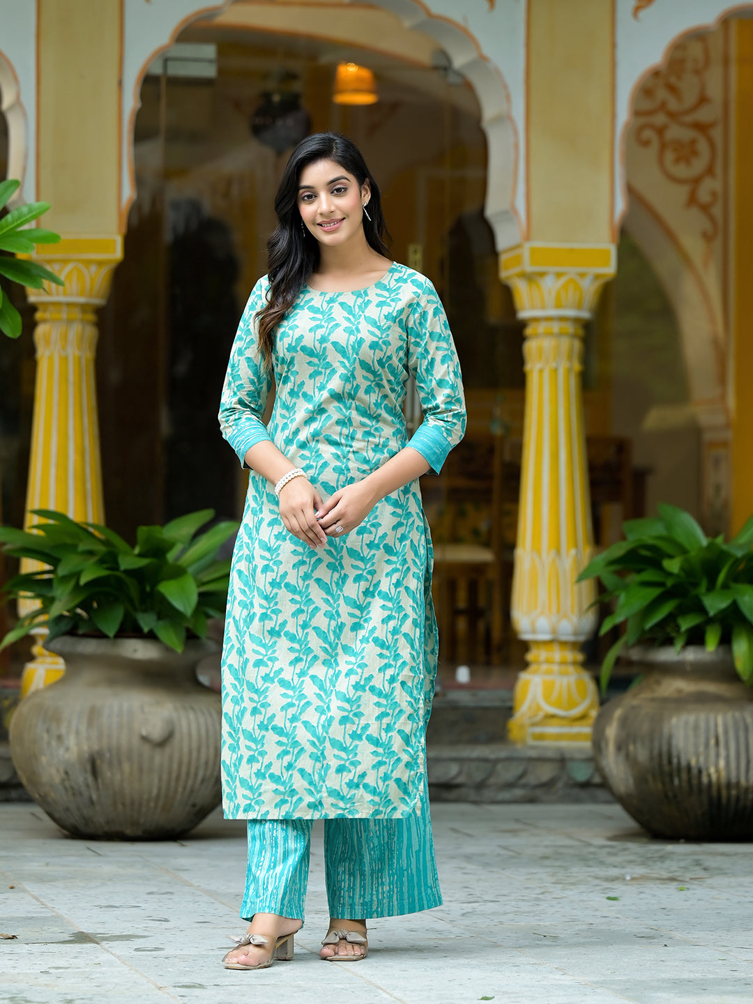 Off-White Turquoise Printed  Cotton kurta - Elganza