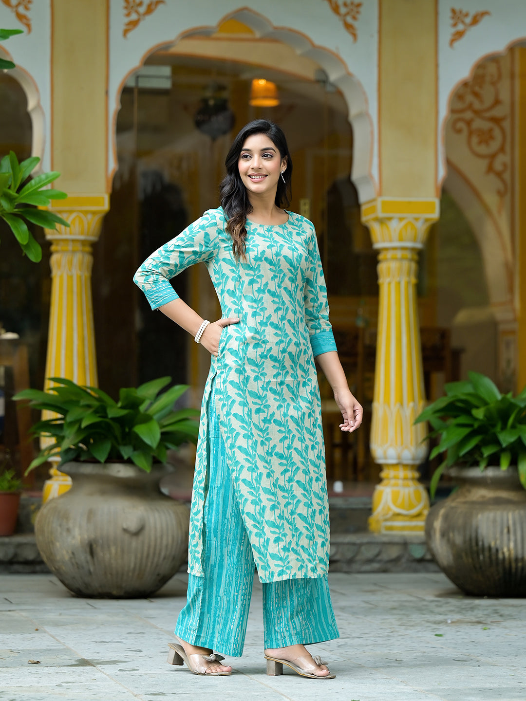 Off-White Turquoise Printed  Cotton kurta - Elganza