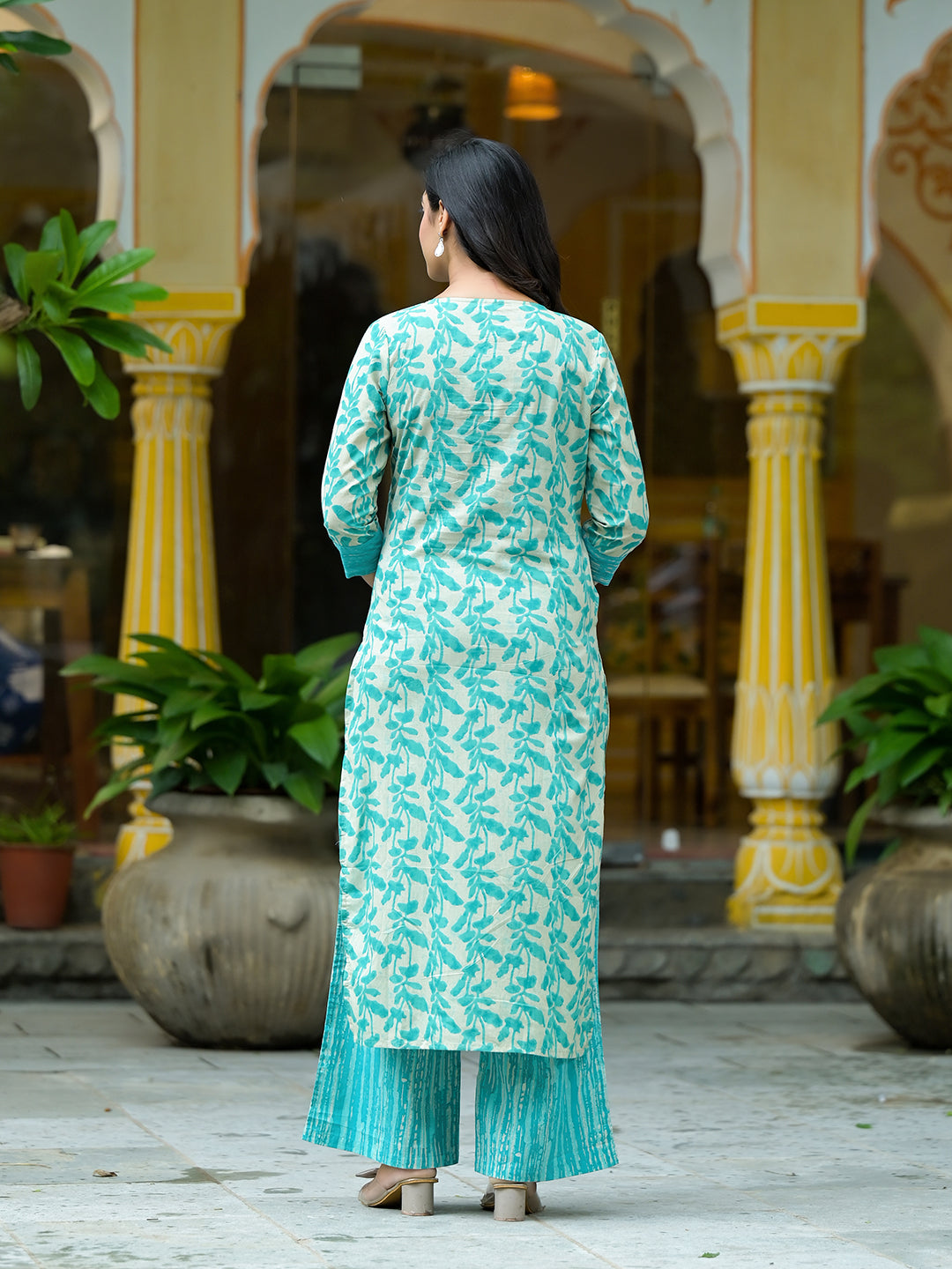 Off-White Turquoise Printed  Cotton kurta - Elganza