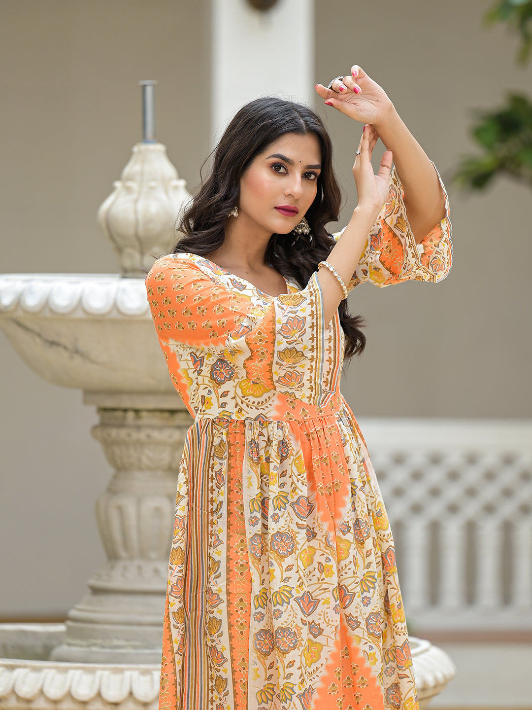 Peach & Cream Nyra Cut kurta - Elganza