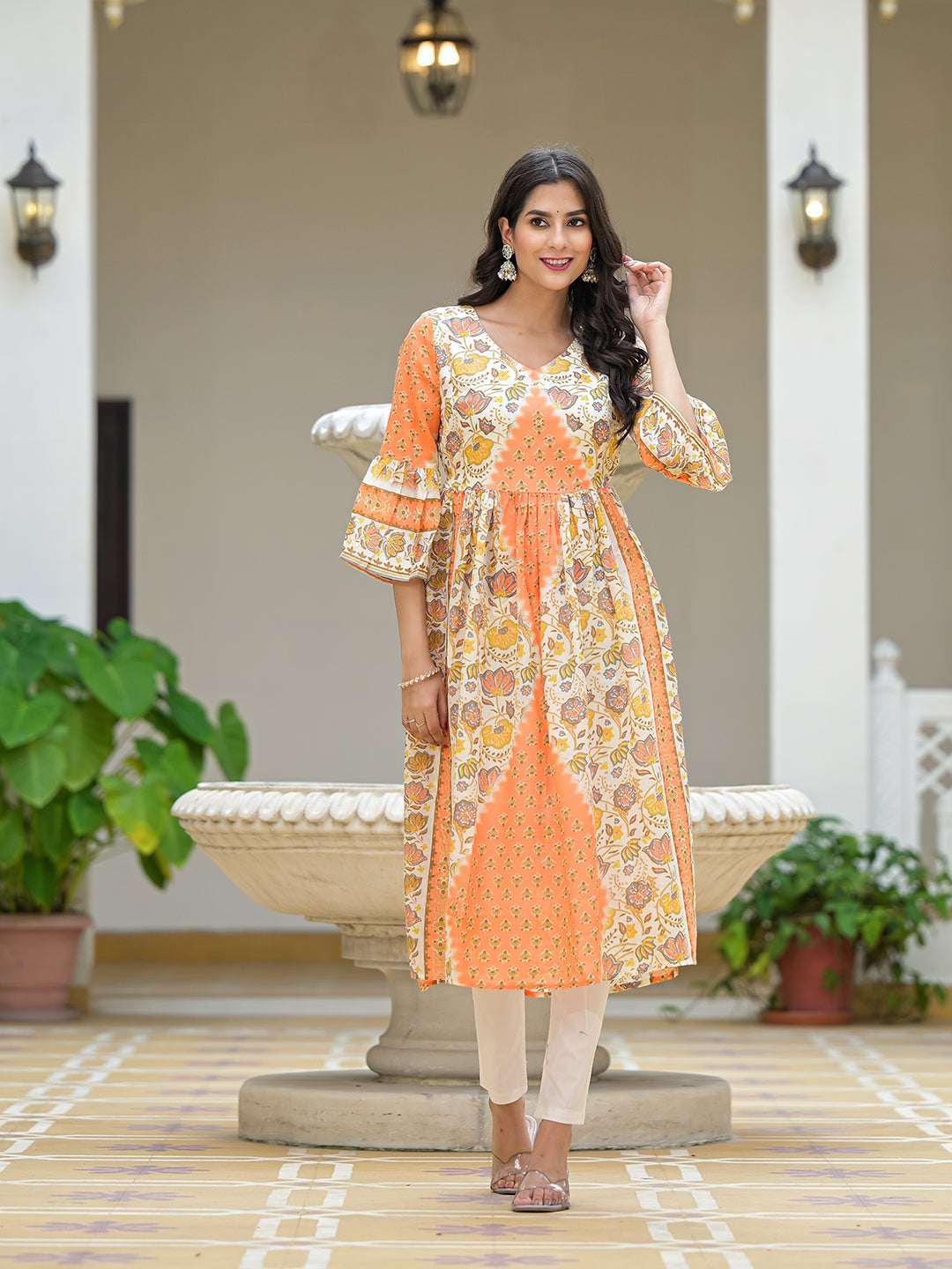 Peach & Cream Nyra Cut kurta - Elganza