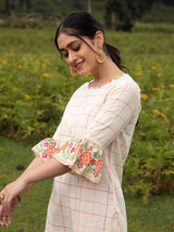 White Checked A-Line Kurta With Ruffle Sleeve - Elganza