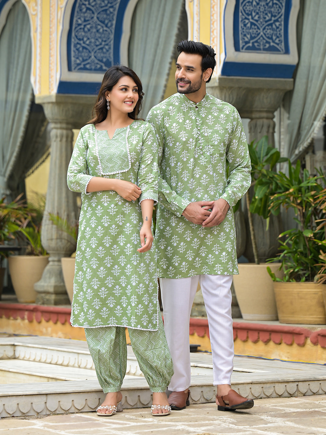 Pastel Green Floral Print Couple Combo - Elganza