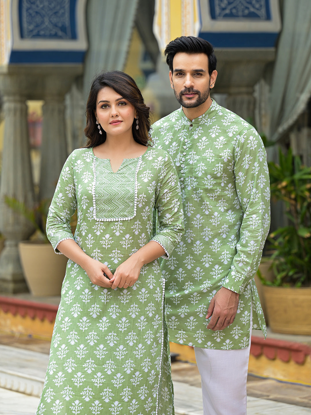 Pastel Green Floral Print Couple Combo - Elganza