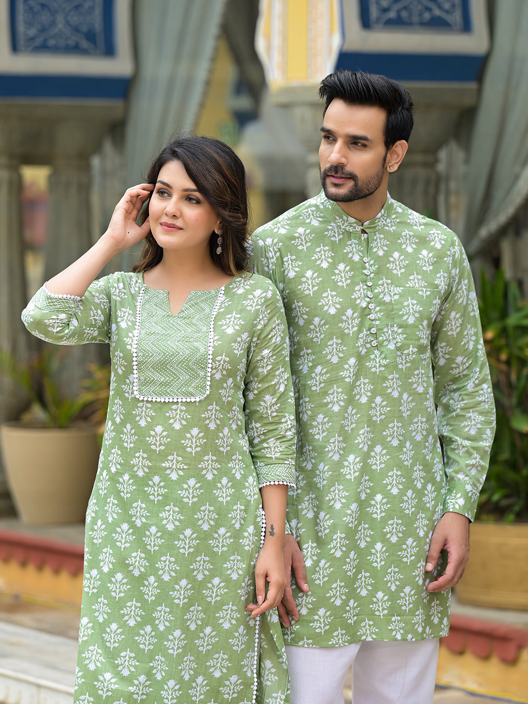 Pastel Green Floral Print Couple Combo - Elganza