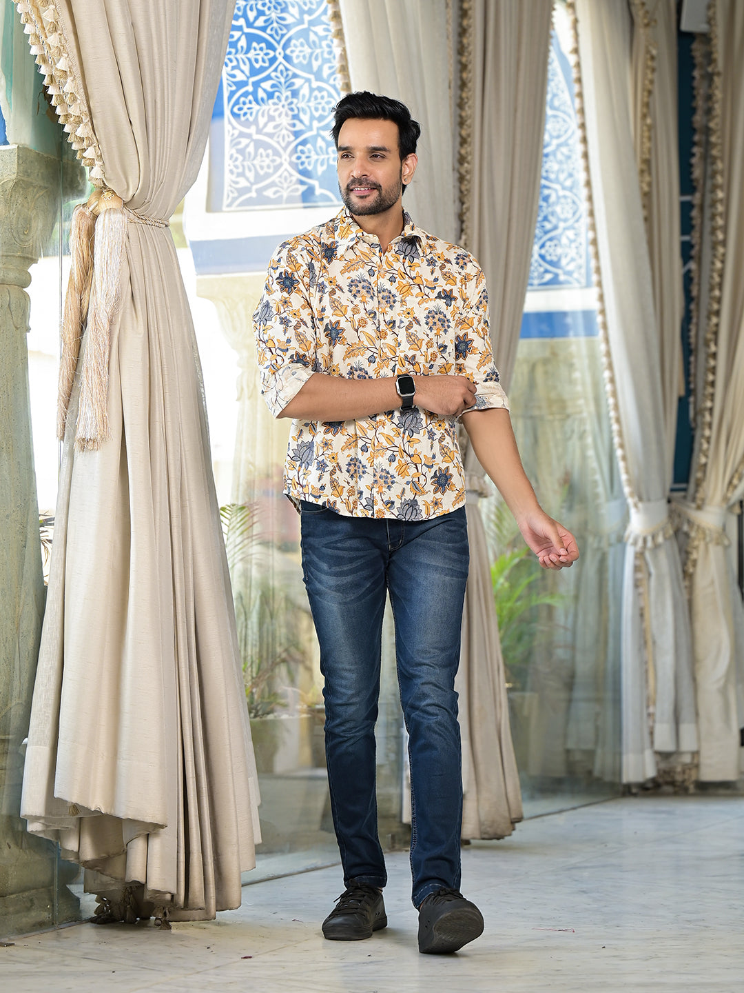 Cream Floral Print Shirt - Elganza