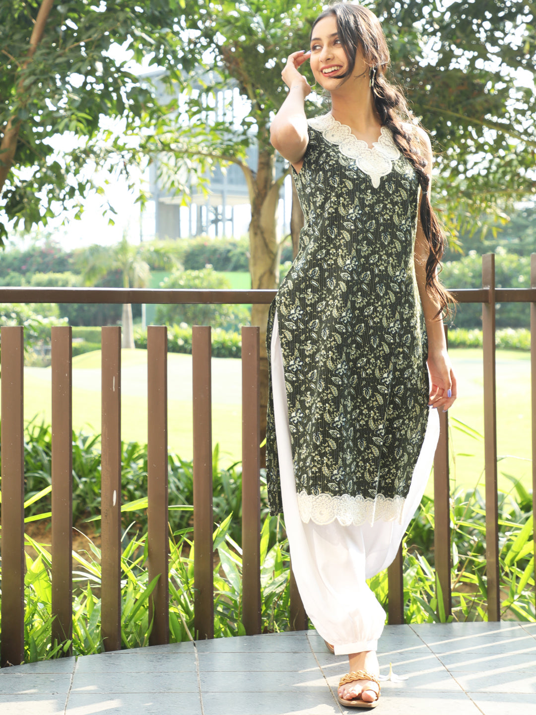 Green Kantha Work Kurta With Lace Details - Elganza