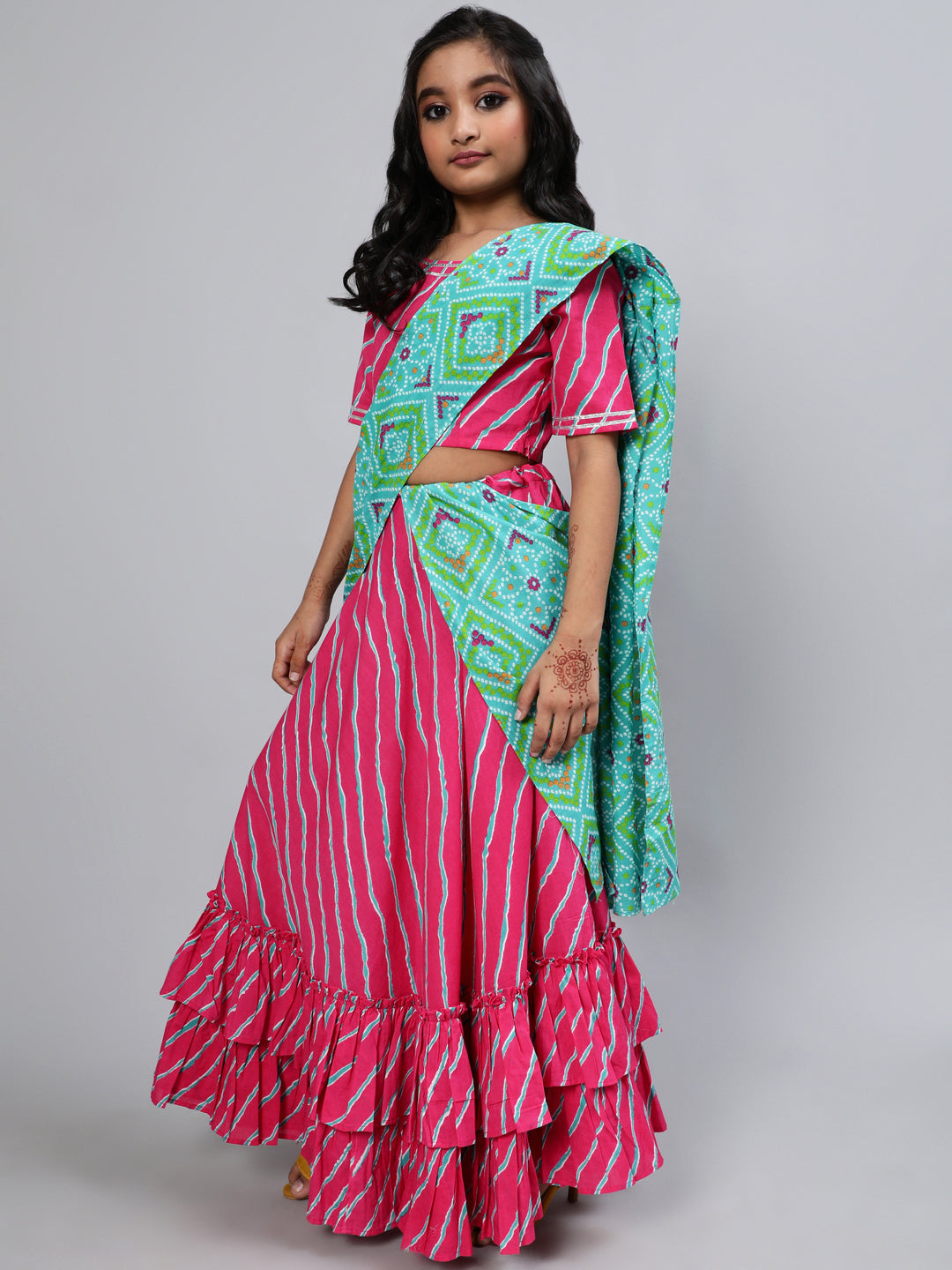Pink Bandhani Print Saree - Elganza