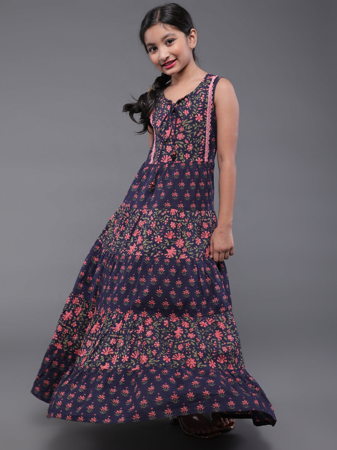 Blue Floral Print Flared Maxi Dress - Elganza