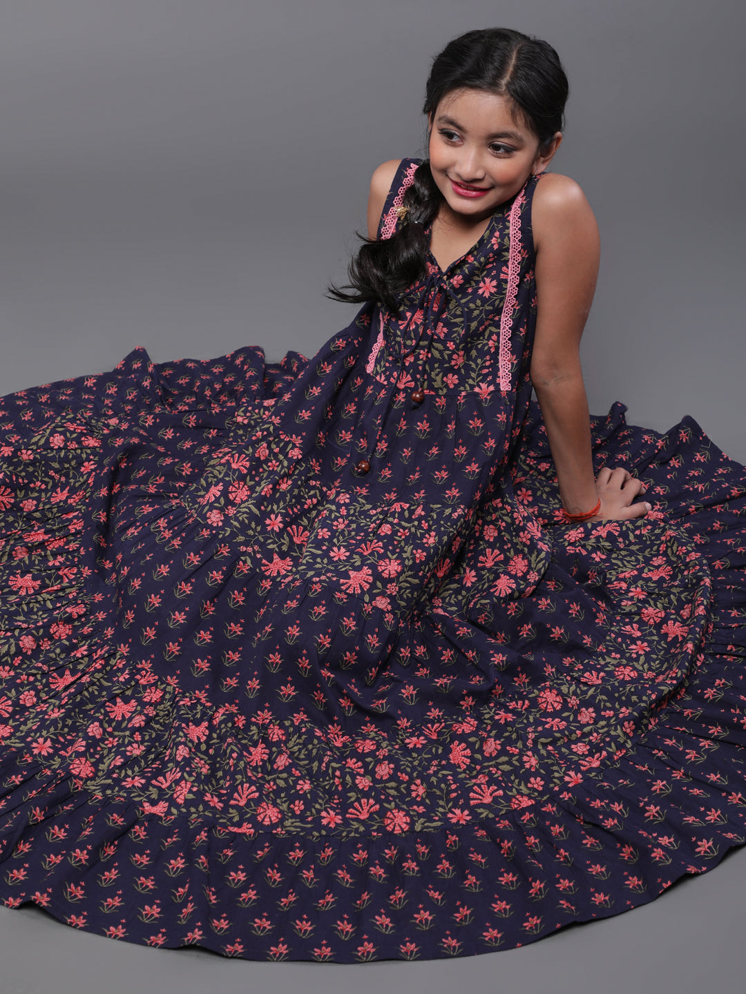 Blue Floral Print Flared Maxi Dress - Elganza