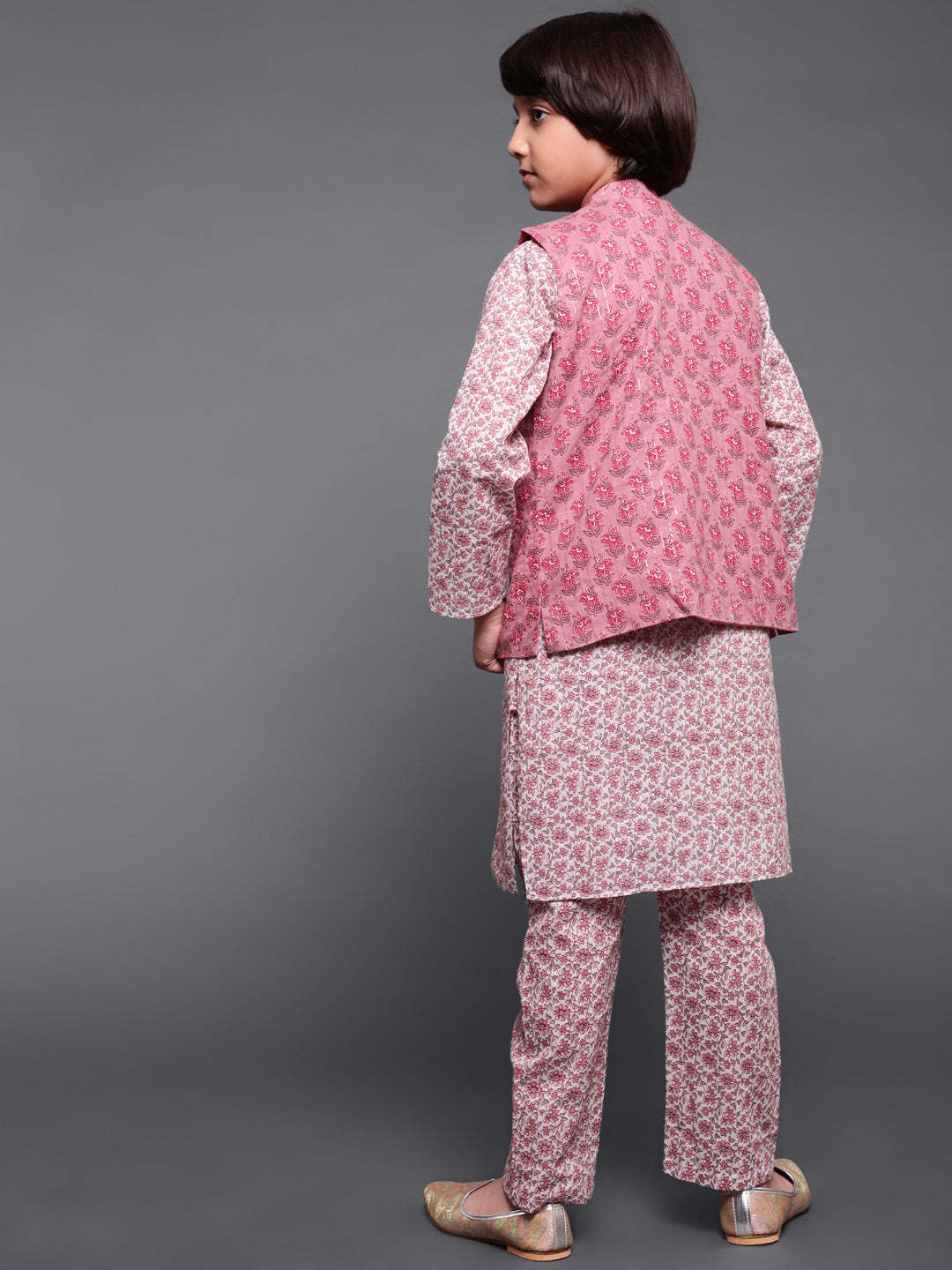 White & Mauve Floral Print Kurta Pyjama With Nehru Jacket - Elganza