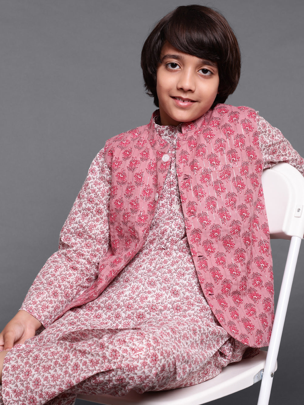 White & Mauve Floral Print Kurta Pyjama With Nehru Jacket - Elganza