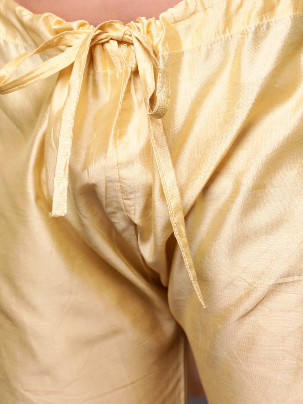 Cream & Peach Floral Print Kurta Pyjama With Nehru Jacket - Elganza