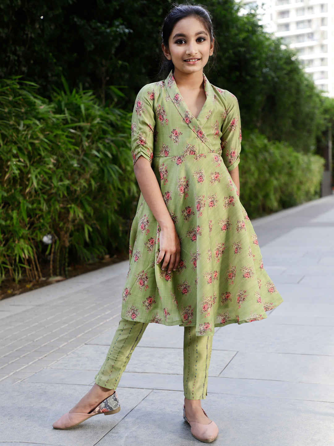 Green Floral Print Kurta With Pant - Elganza