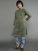 Green Kantha Work Kurta - Elganza
