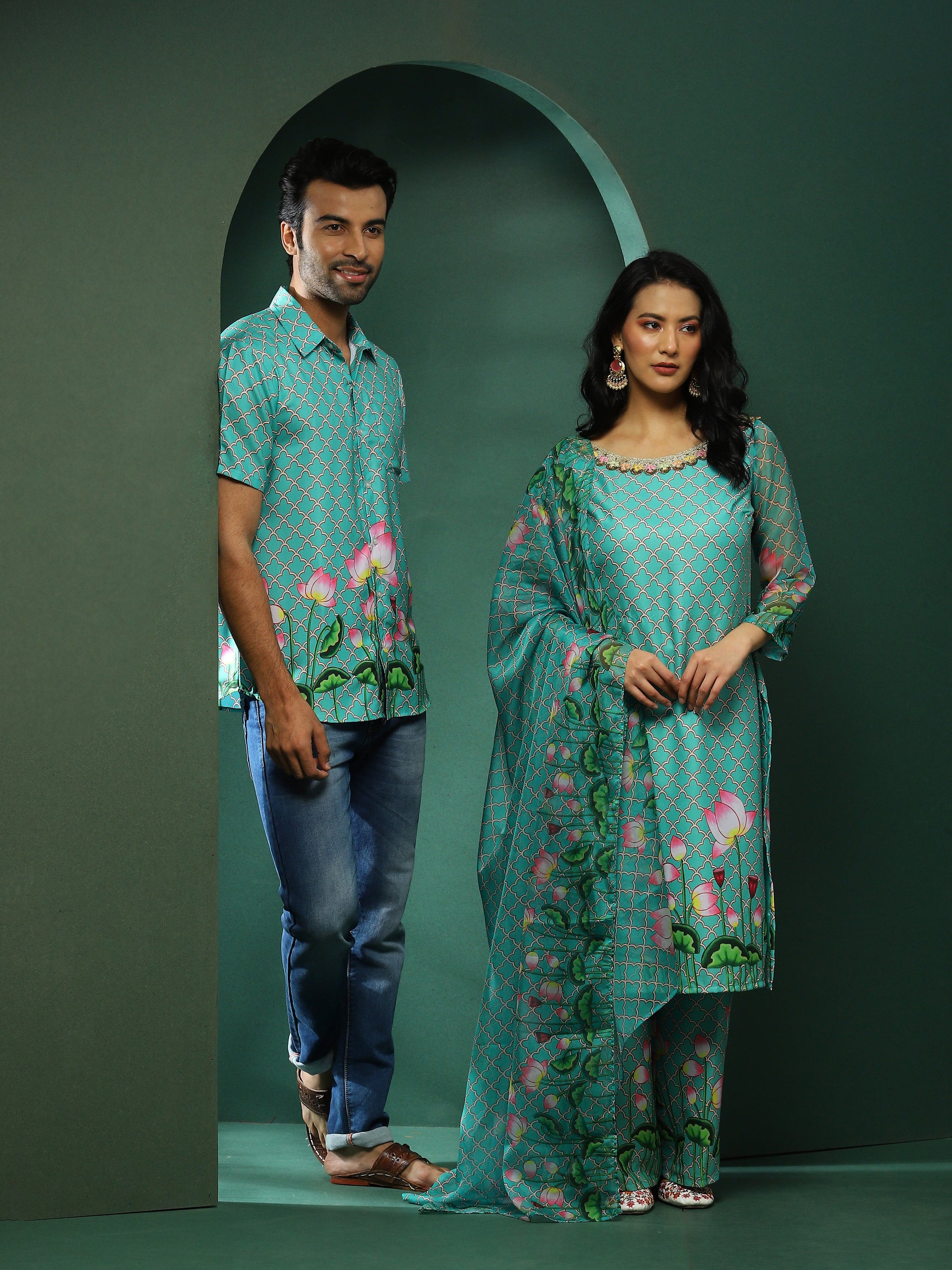 Green Pichwai Print Couple Combo Set - Elganza