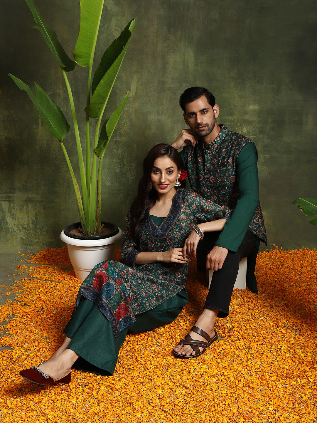 Green Floral Print Couple Combo - Elganza