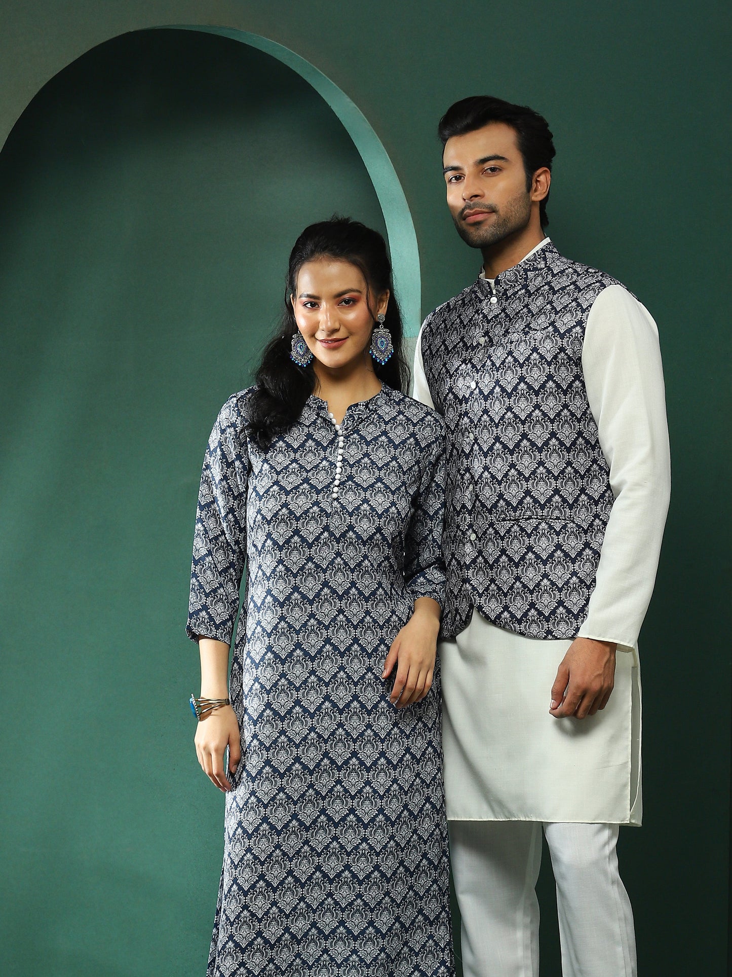 Navy Blue & White Printed Couple Combo Set - Elganza