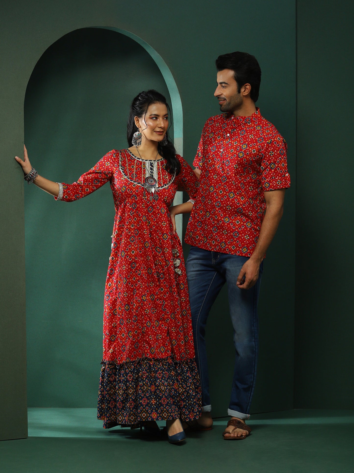 Red Patola Print Couple Combo Set - Elganza