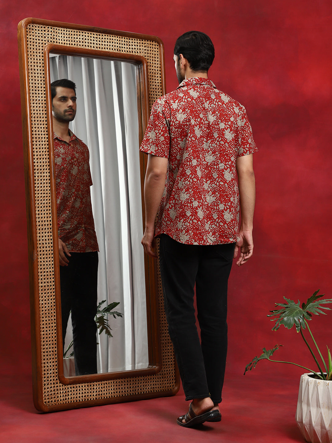 Maroon Floral Print Shirt - Elganza