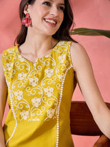 Yellow Floral Embroidered Kurta - Elganza