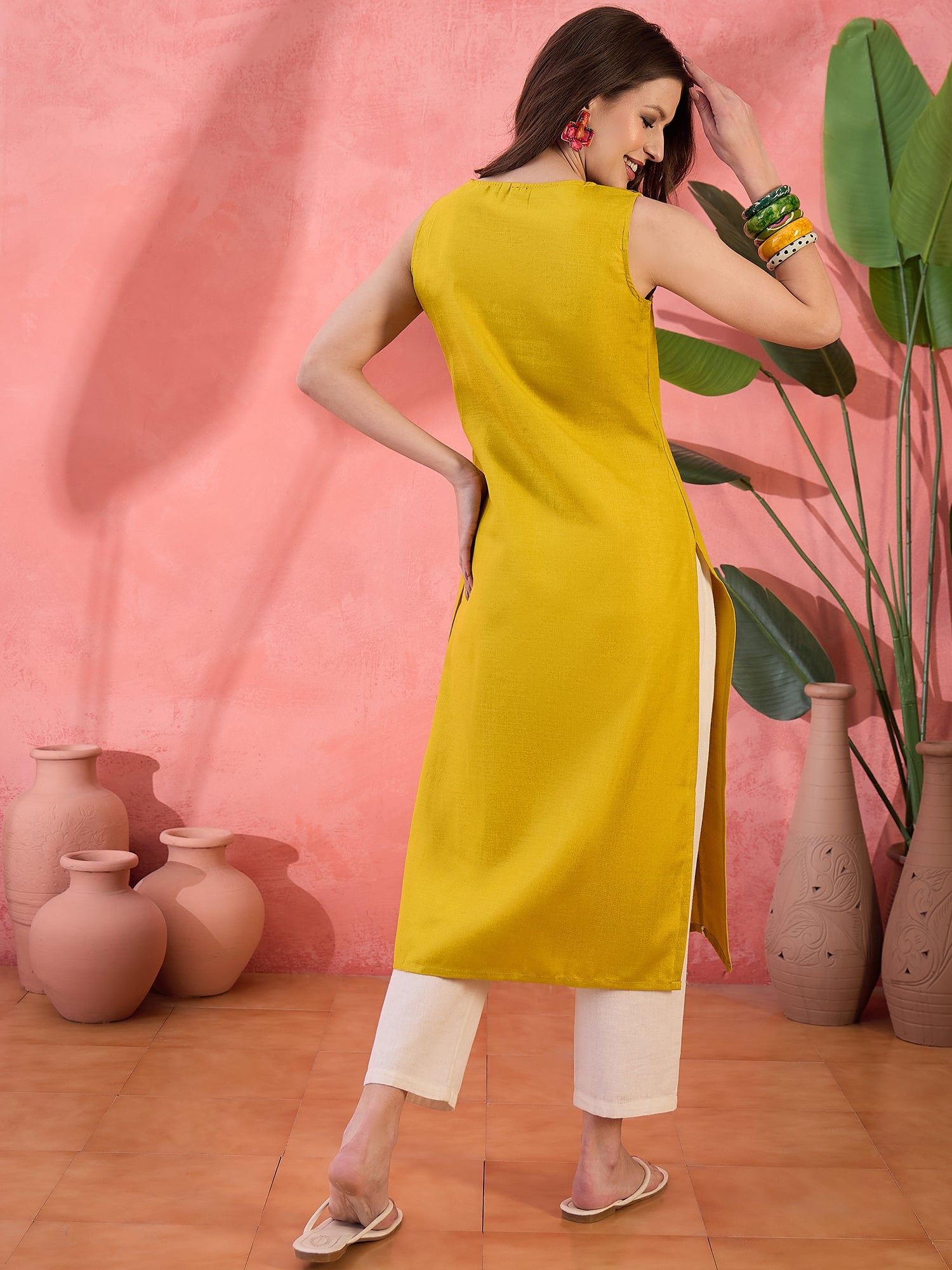 Yellow Floral Embroidered Kurta - Elganza