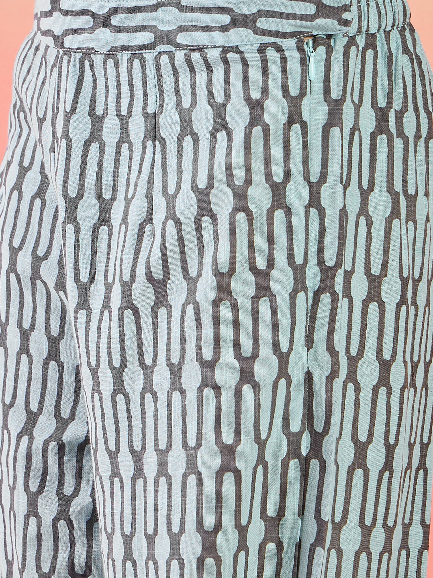 Grey & Blue Printed Cotton Kurta Set - Elganza