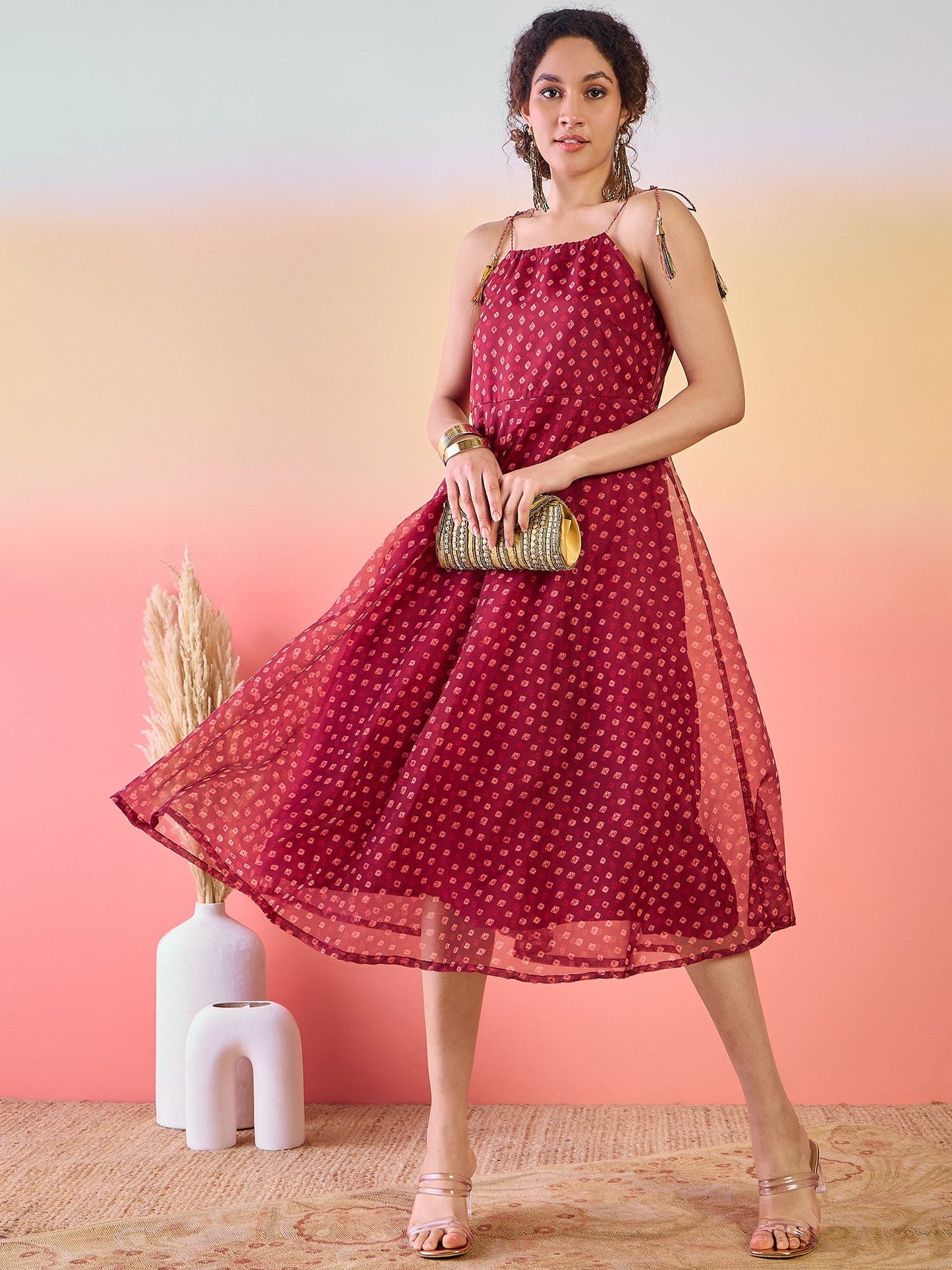 Maroon Bandhani Print Shift Dress - Elganza