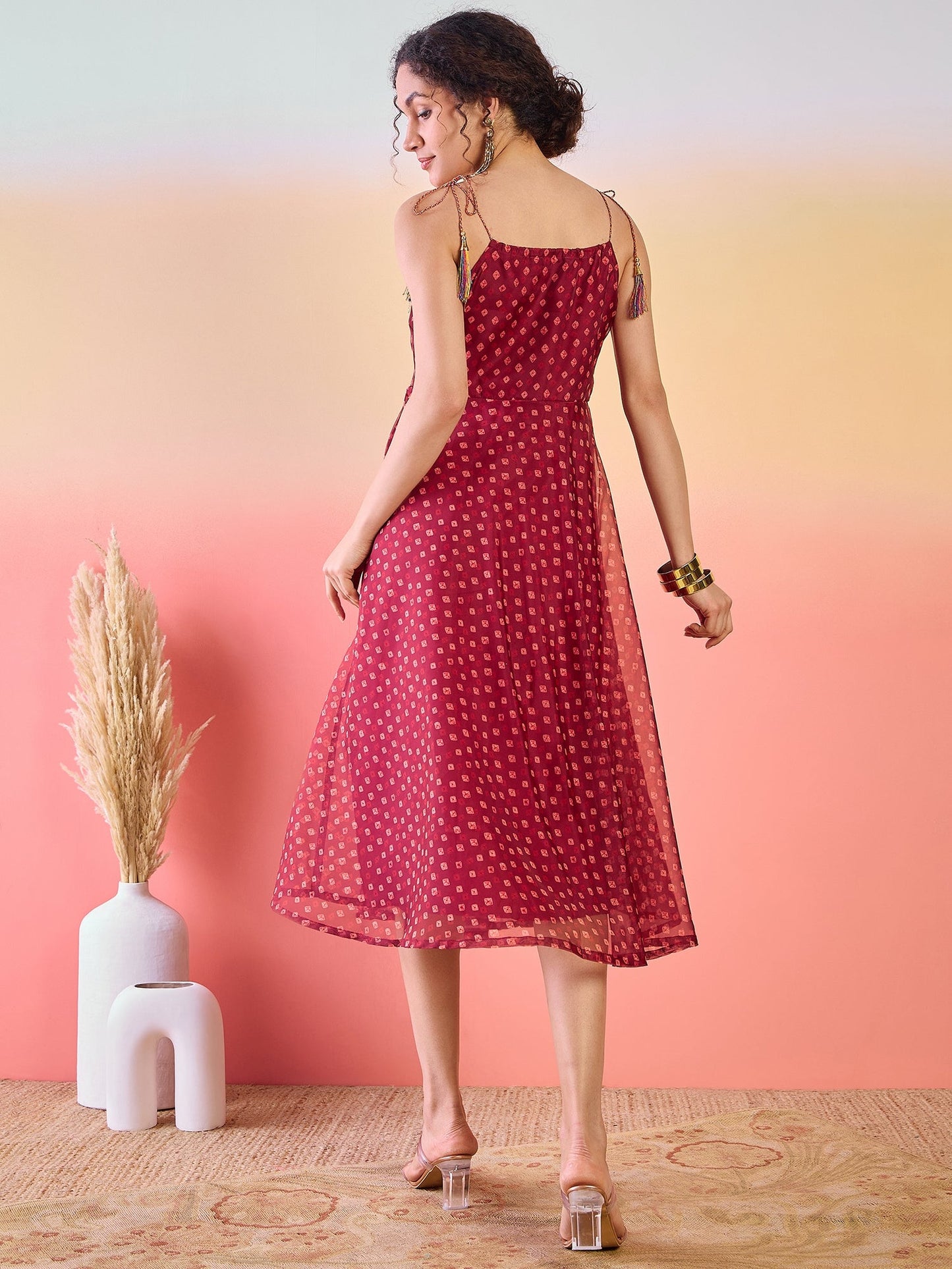 Maroon Bandhani Print Shift Dress - Elganza