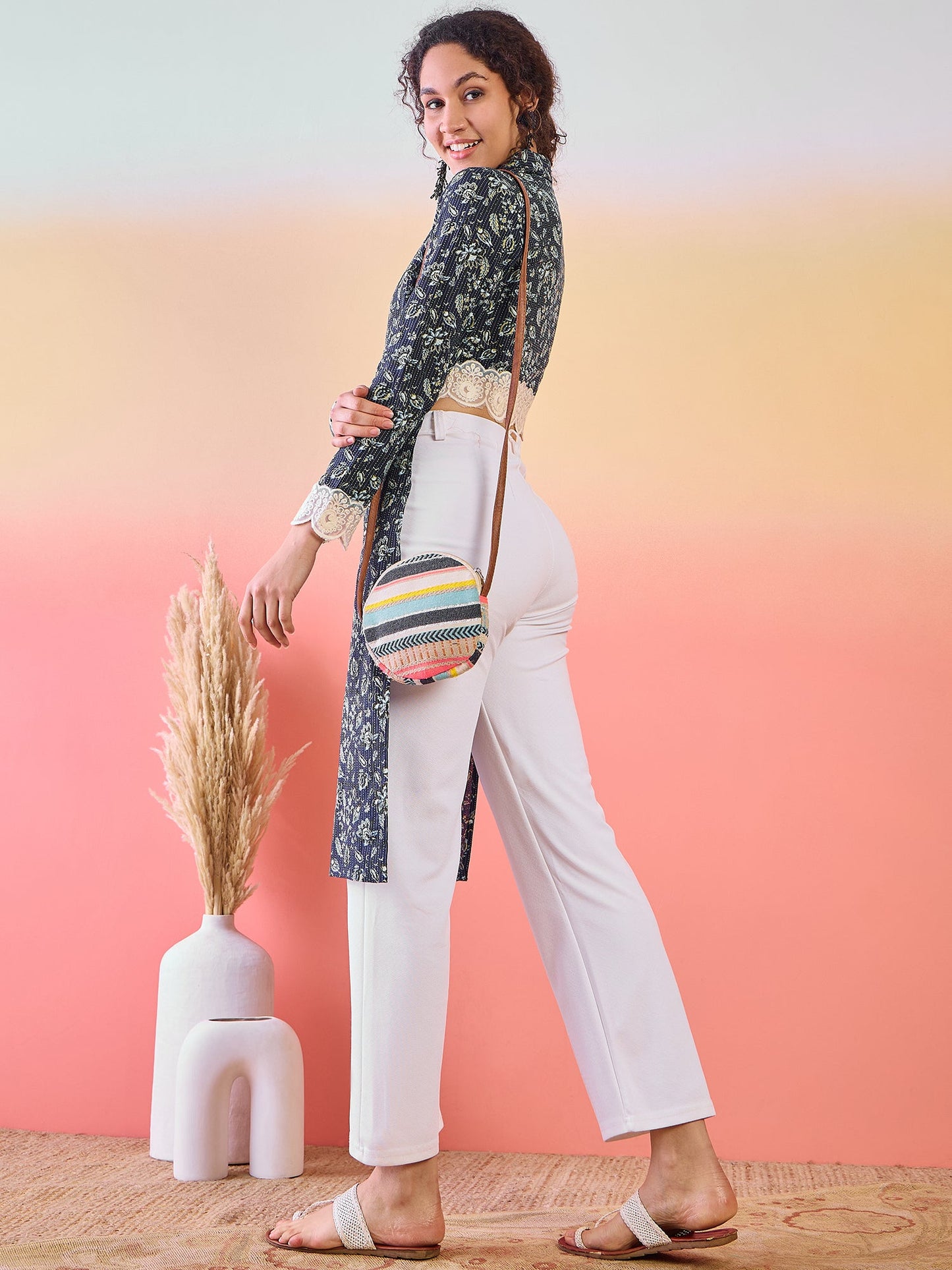 Navy Blue Cropped Kurta with Collar - Elganza