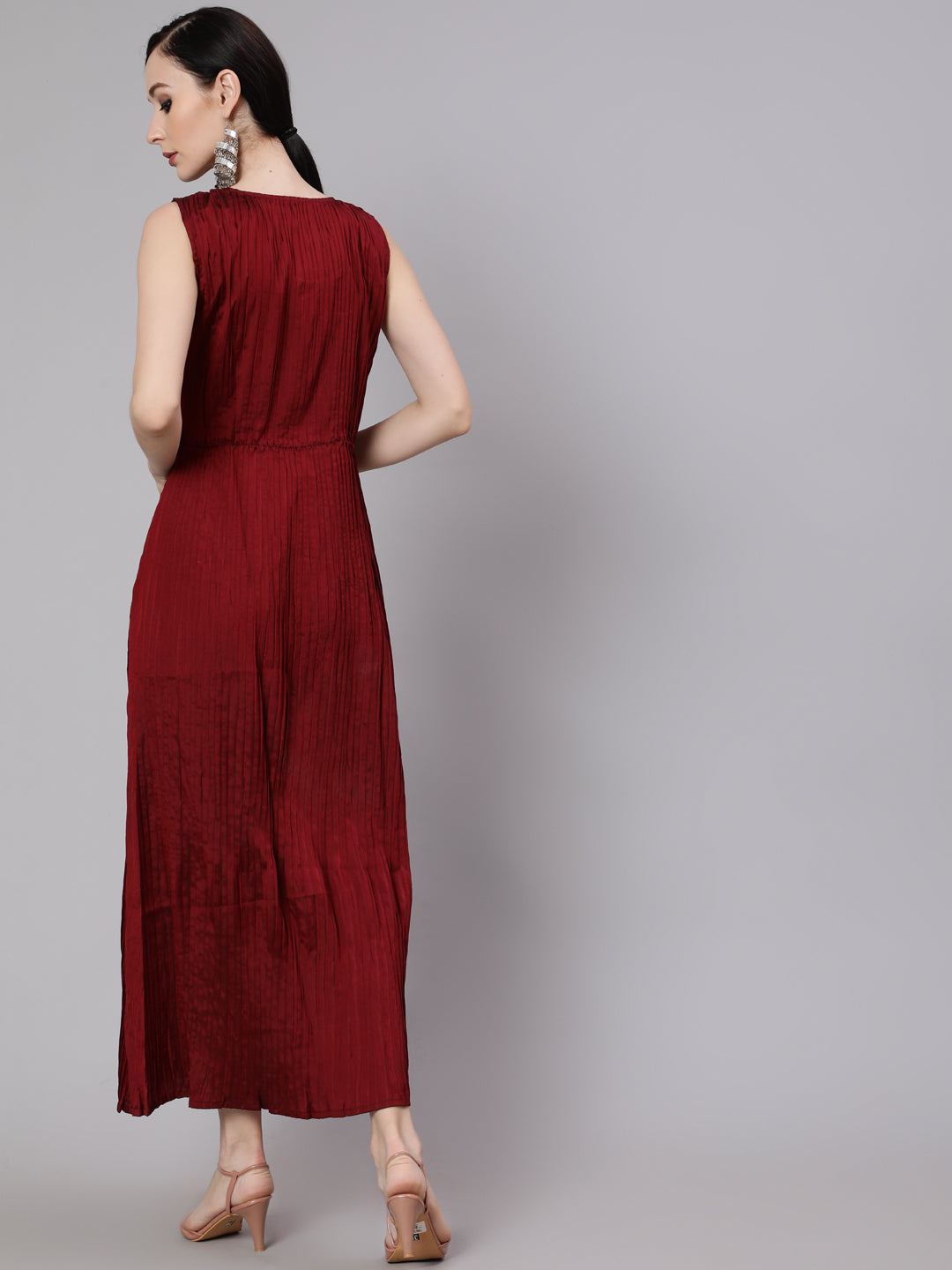 Maroon Pleated Maxi Dress - Elganza
