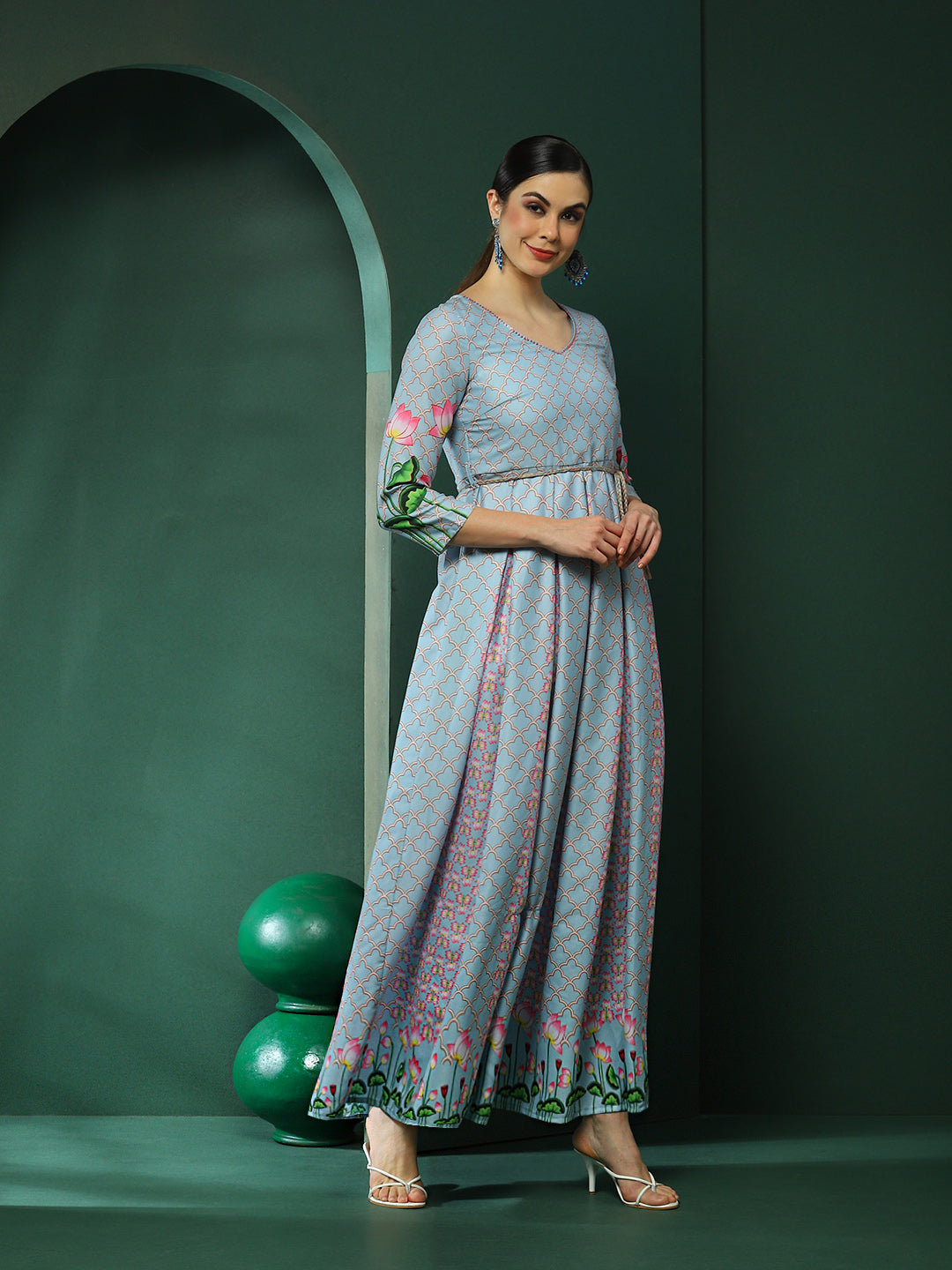 Blue Pichwai Print Box Pleated Maxi Dress - Elganza