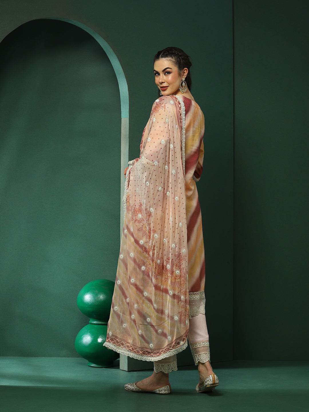 Cream Schiffli Work Pakistani Kurta Pant With Dupatta - Elganza