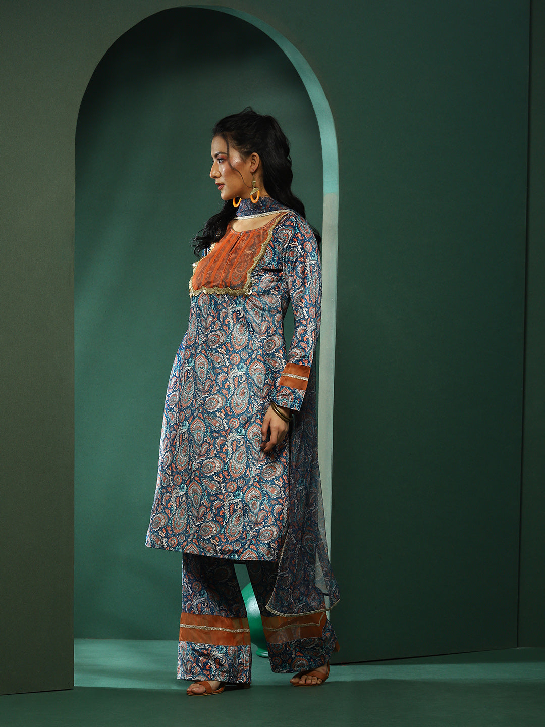Blue Persian Motif Suit Set with Dupatta - Elganza