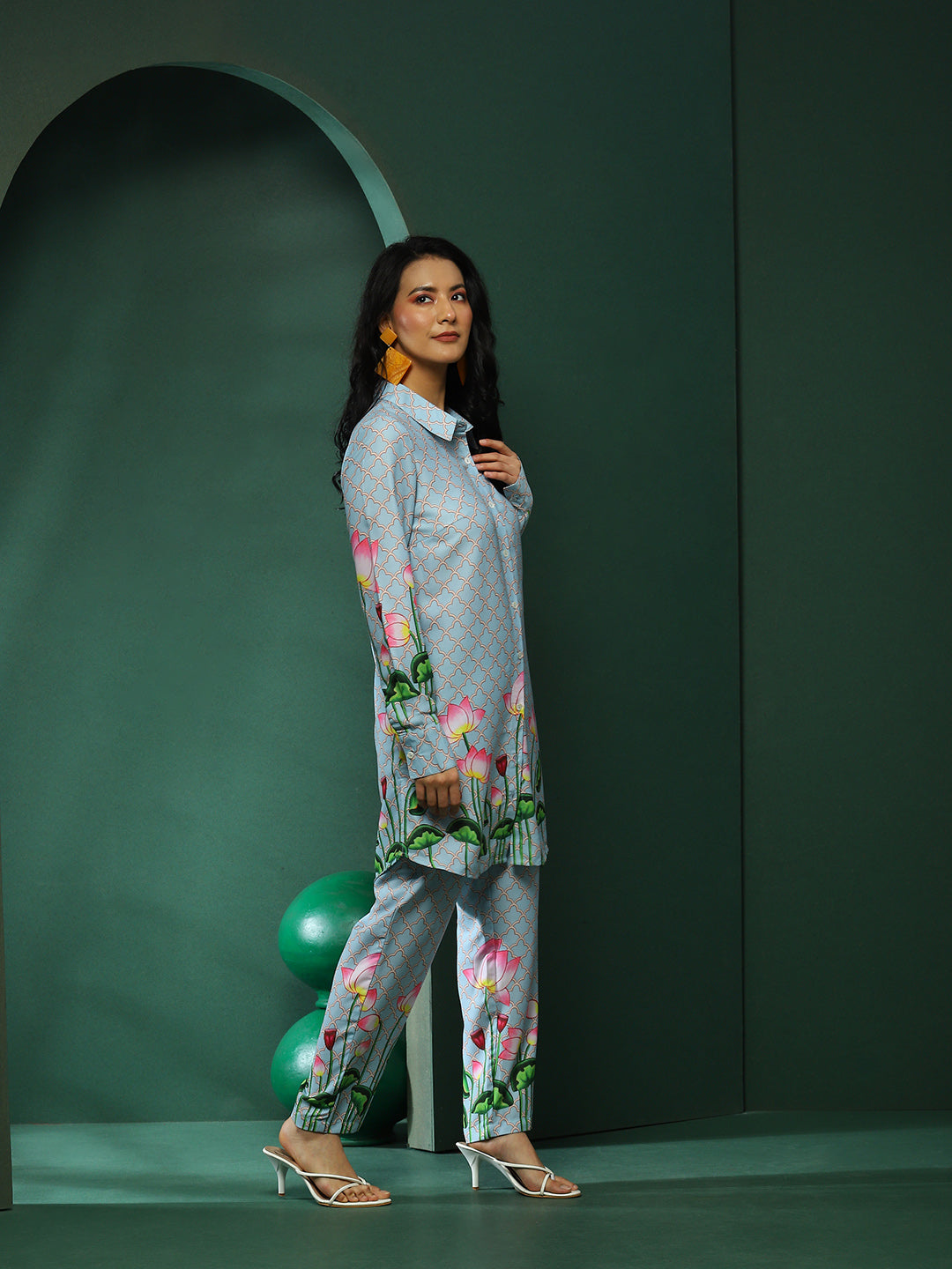 Blue Pichwai Print Couple Combo Set - Elganza