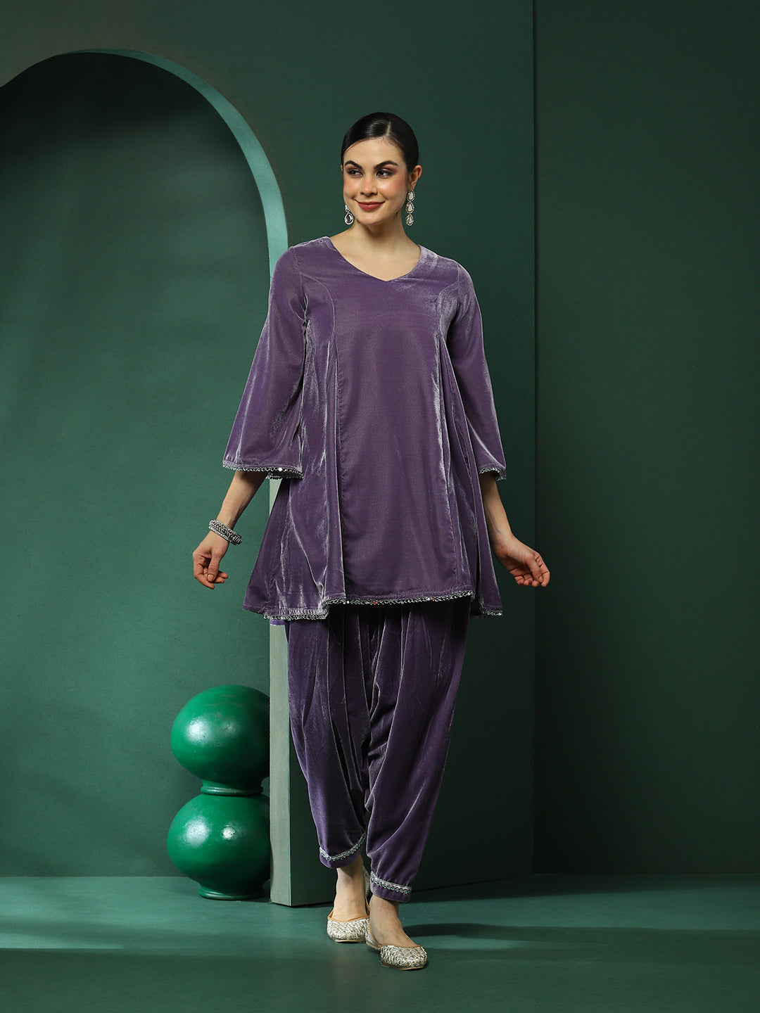 Lavender Lace detailed Flared Co-Ords Set - Elganza