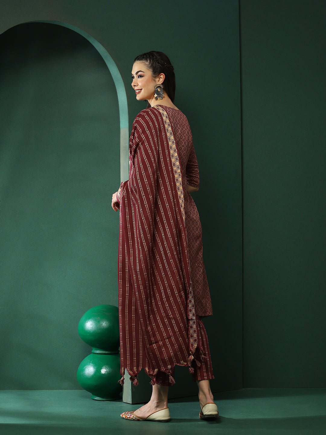 Maroon Printed A-Line Kurta Pant With Striped Dupatta - Elganza